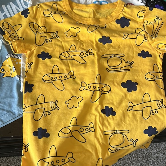 Adorable Boys bundle of 3 tees boys 130 (6-7) - Picture 4 of 5